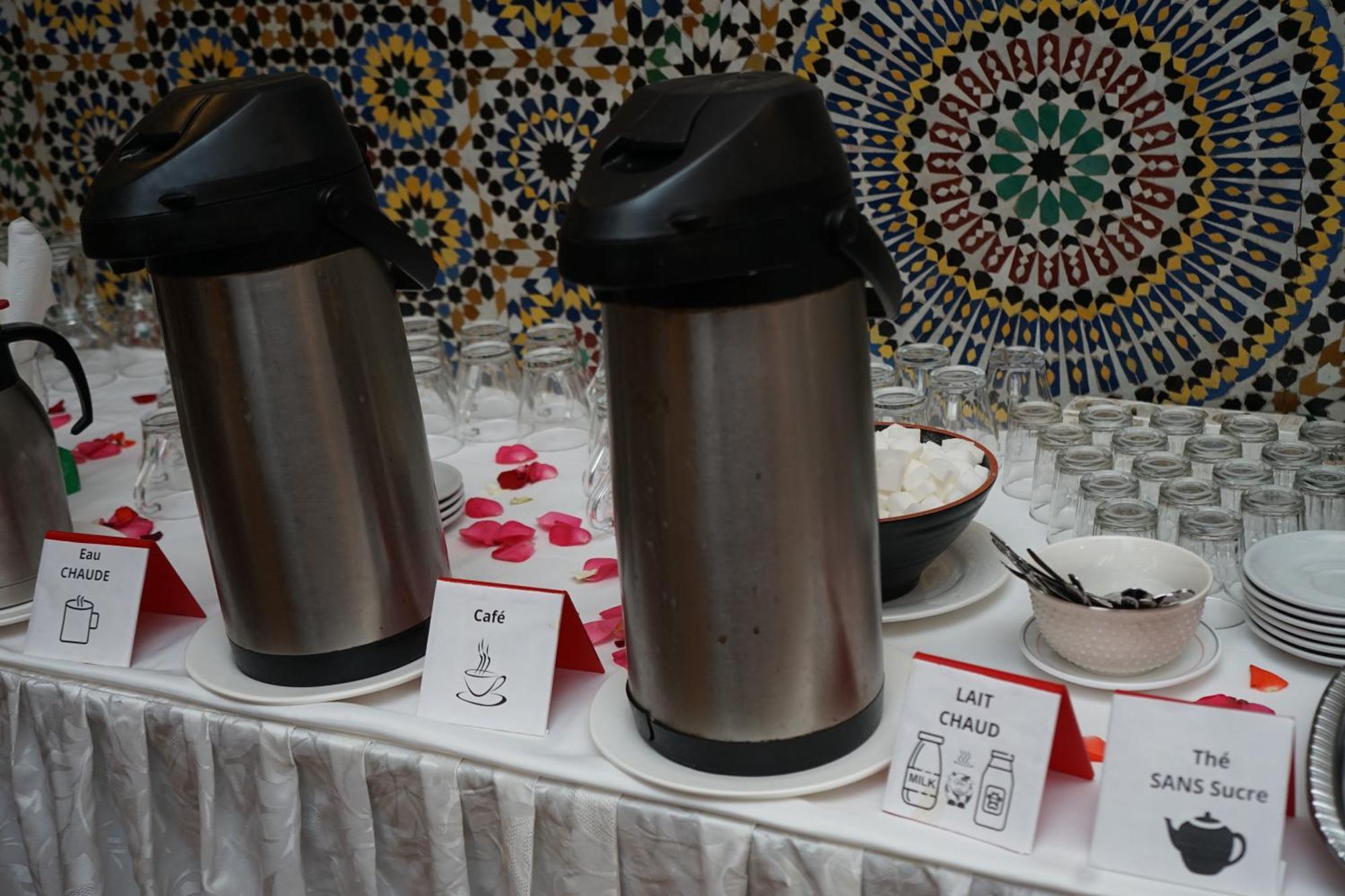 Hotel Nouzha Фес Экстерьер фото